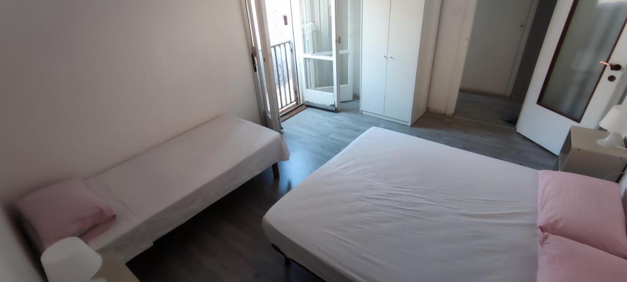 Slataper 22 - Sunny, Central And Confortable Trieste Exterior foto