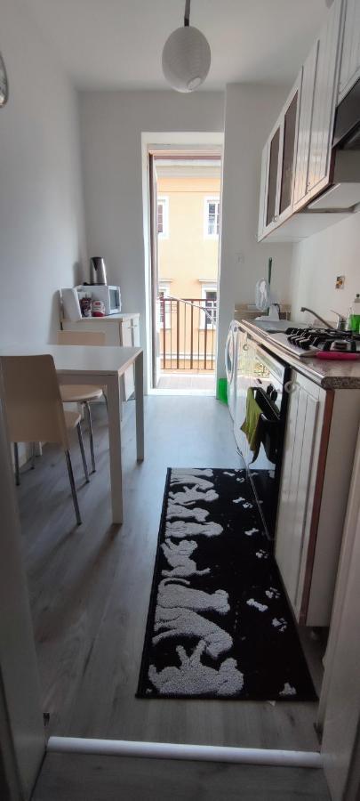 Slataper 22 - Sunny, Central And Confortable Trieste Exterior foto